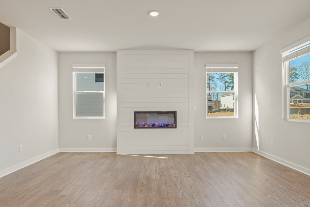 0047 2625 Mourning Dove Drive