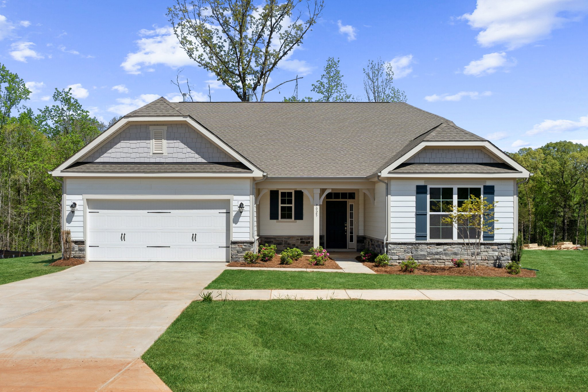 0012 7025 Stella Place