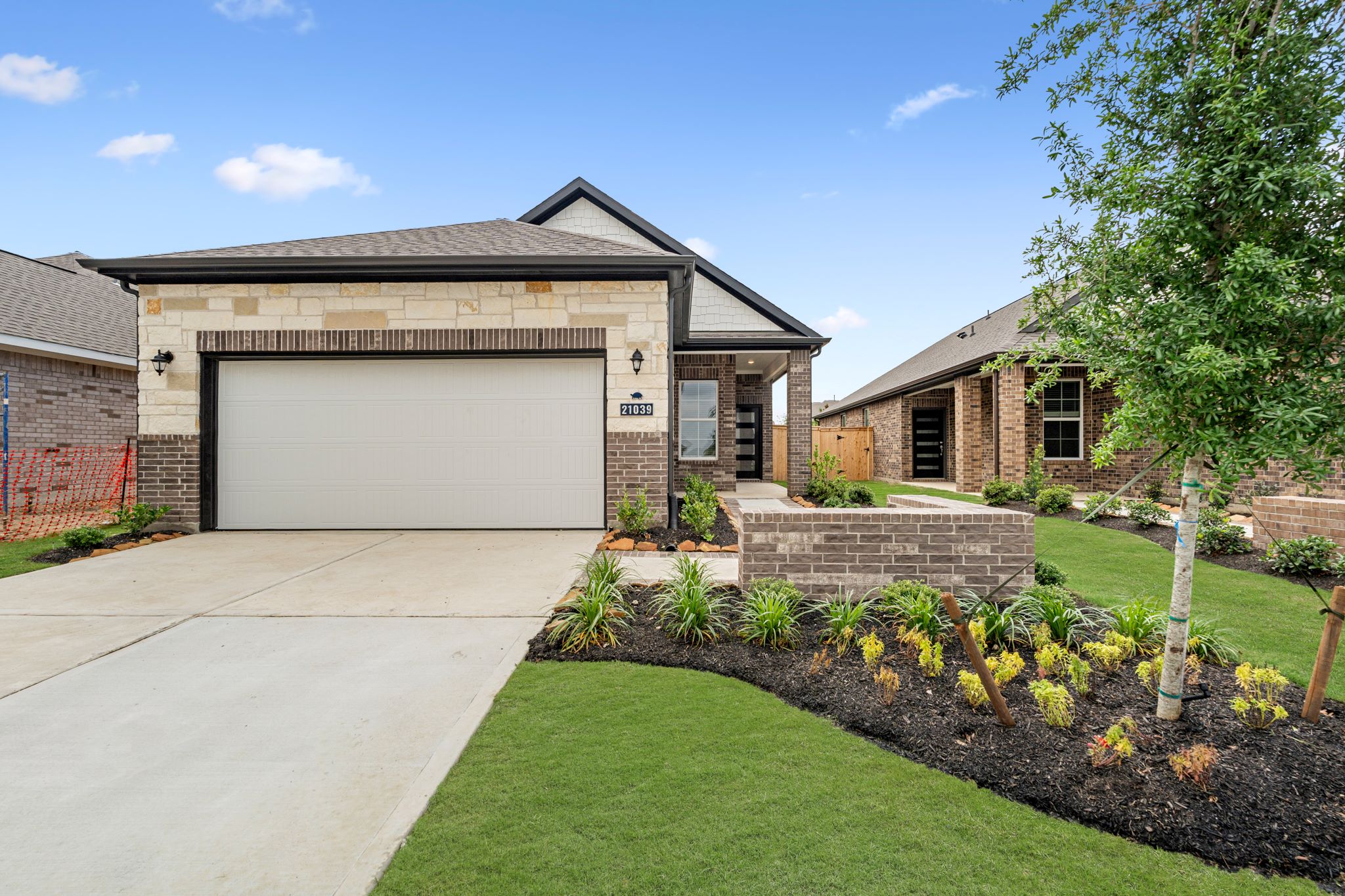 060162 21039 Armstrong County Drive