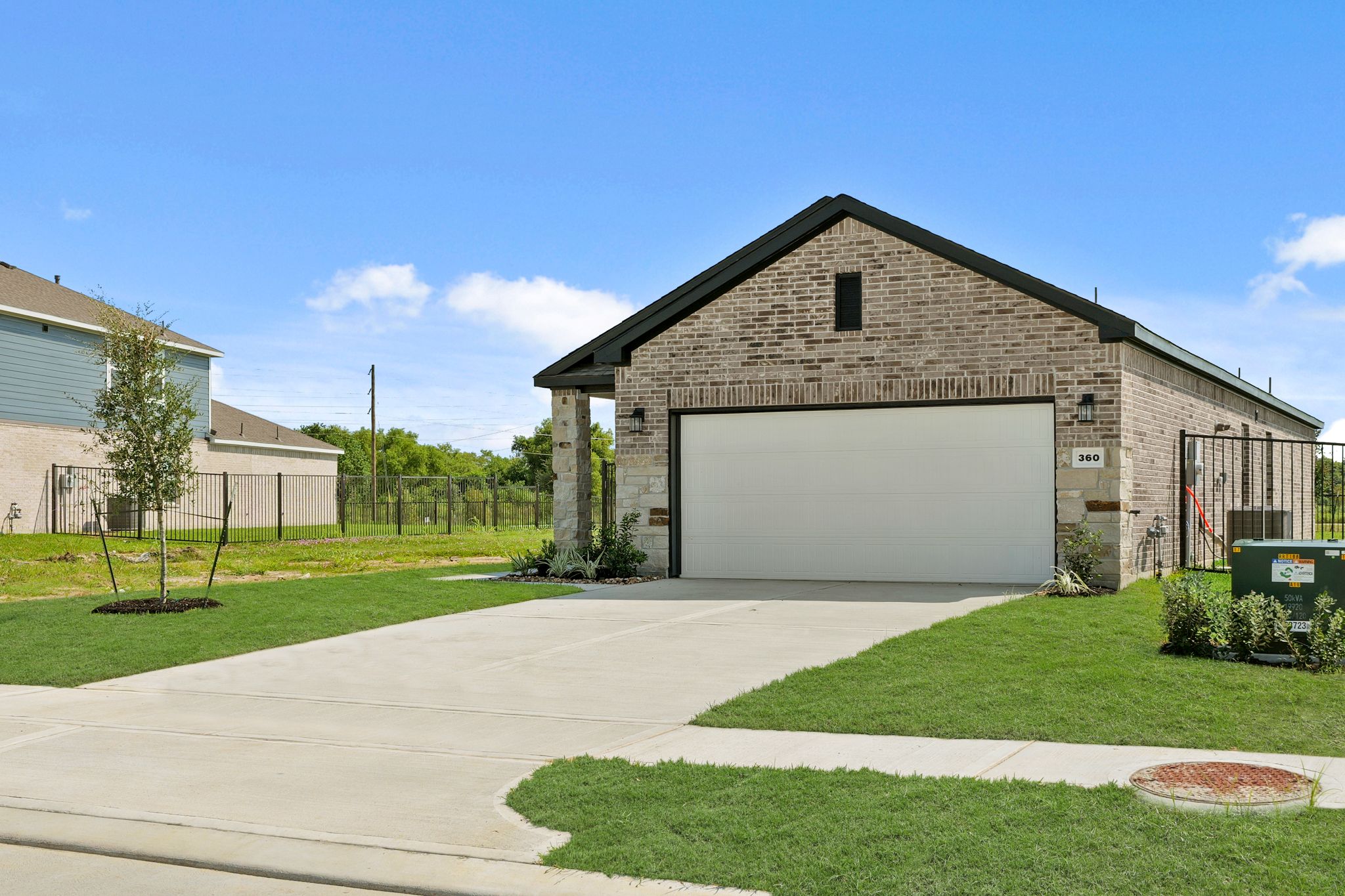 040135 360 Long Branch Drive