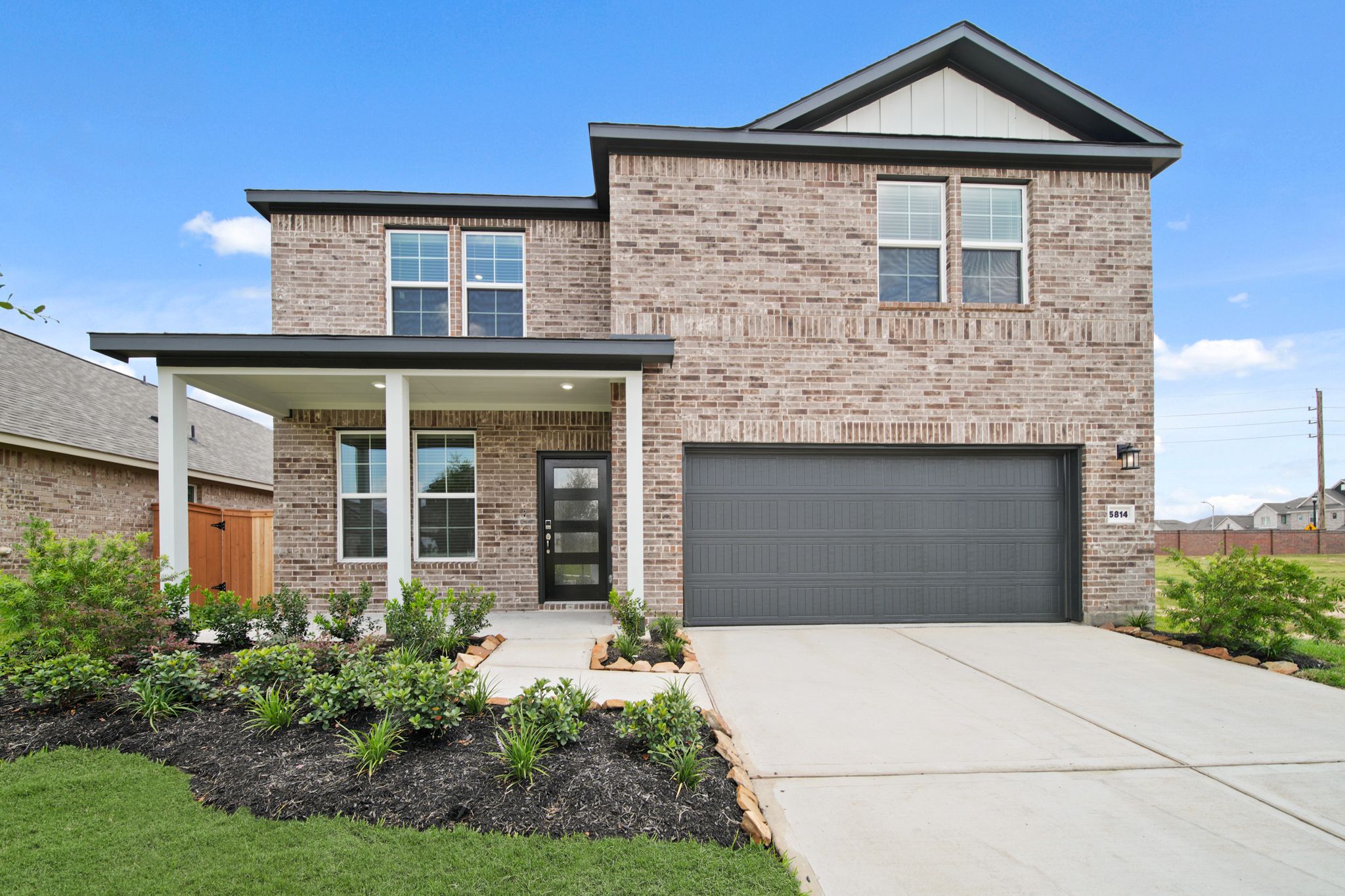 350138 5814 Capri Forest Drive